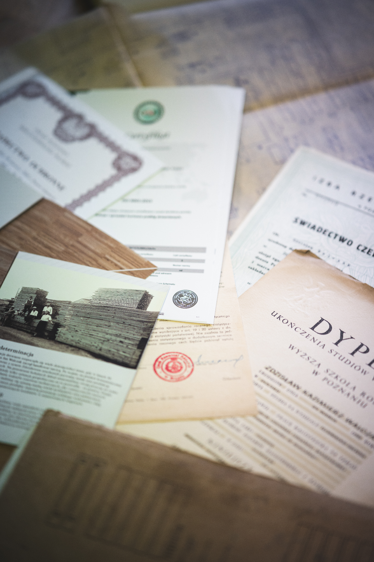 Protective certificates and quality certificates